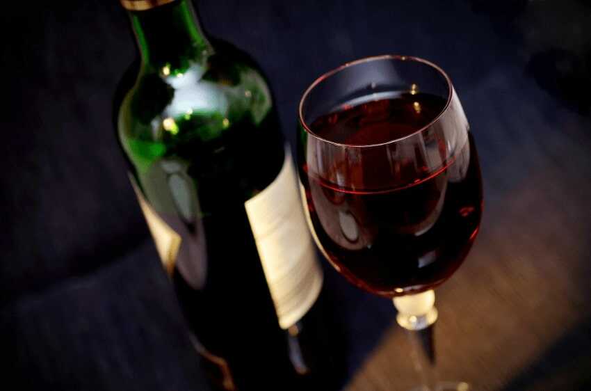 Radość z picia wina