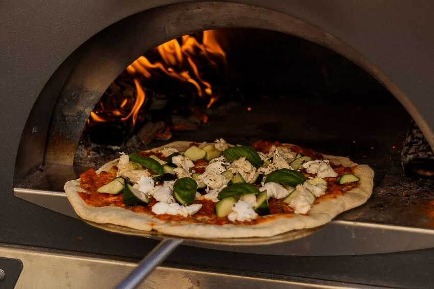 Jak w domu zrobić dobrą włoską pizzę, część 2