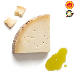 Provolone del Monaco DOP - włoski ser z mleka krowiego 