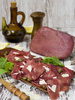 Carne Salada del Trentino IGP - wołowe mięso na carpaccio 