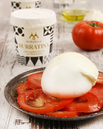 Burrata - świeży ser z mleka krowiego 120g