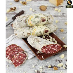 Salame con Parmigiano Reggiano DOP - salami z parmezanem