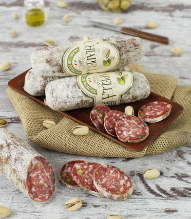 Salame con Pistacchio di Bronte DOP - salami z pistacjami