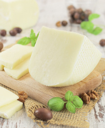 Pecorino Cacio di Pienza - toskański ser z mleka owczego