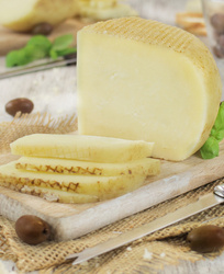 Pecorino Il Primitivo - włoski ser z surowego mleka owczego
