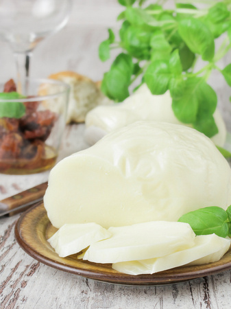 Scamorza Dolce - półmiękki ser z mleka krowiego 250g